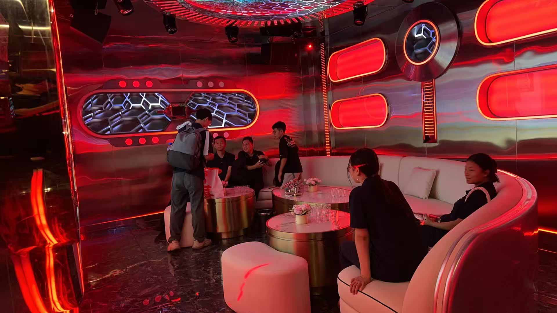 久信達(dá)科技公司員工齊聚光明區(qū)蠄蜍石，開(kāi)啟活力爬山之旅暨團(tuán)建活動(dòng)(圖6)